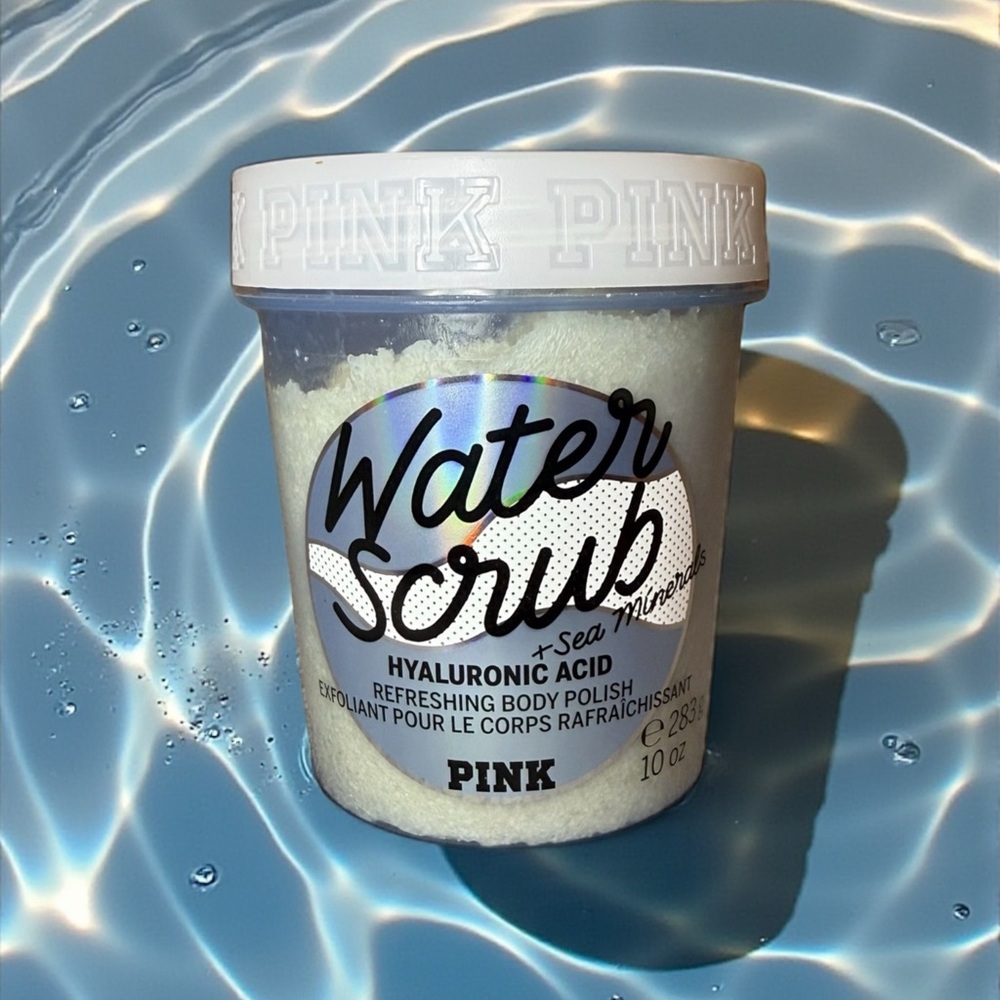 🔥 2/20: PINK Victoria's Secret Water Scrub